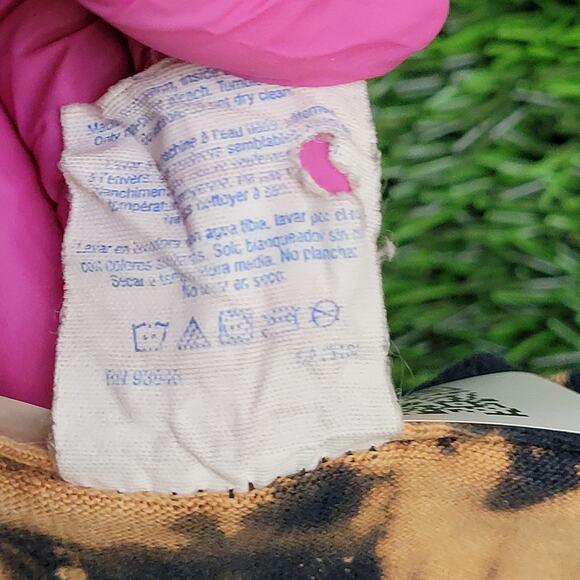 Distressed Skull Shirt Medium 20x24 Bleached Edgy Grunge - Picture 8 of 15